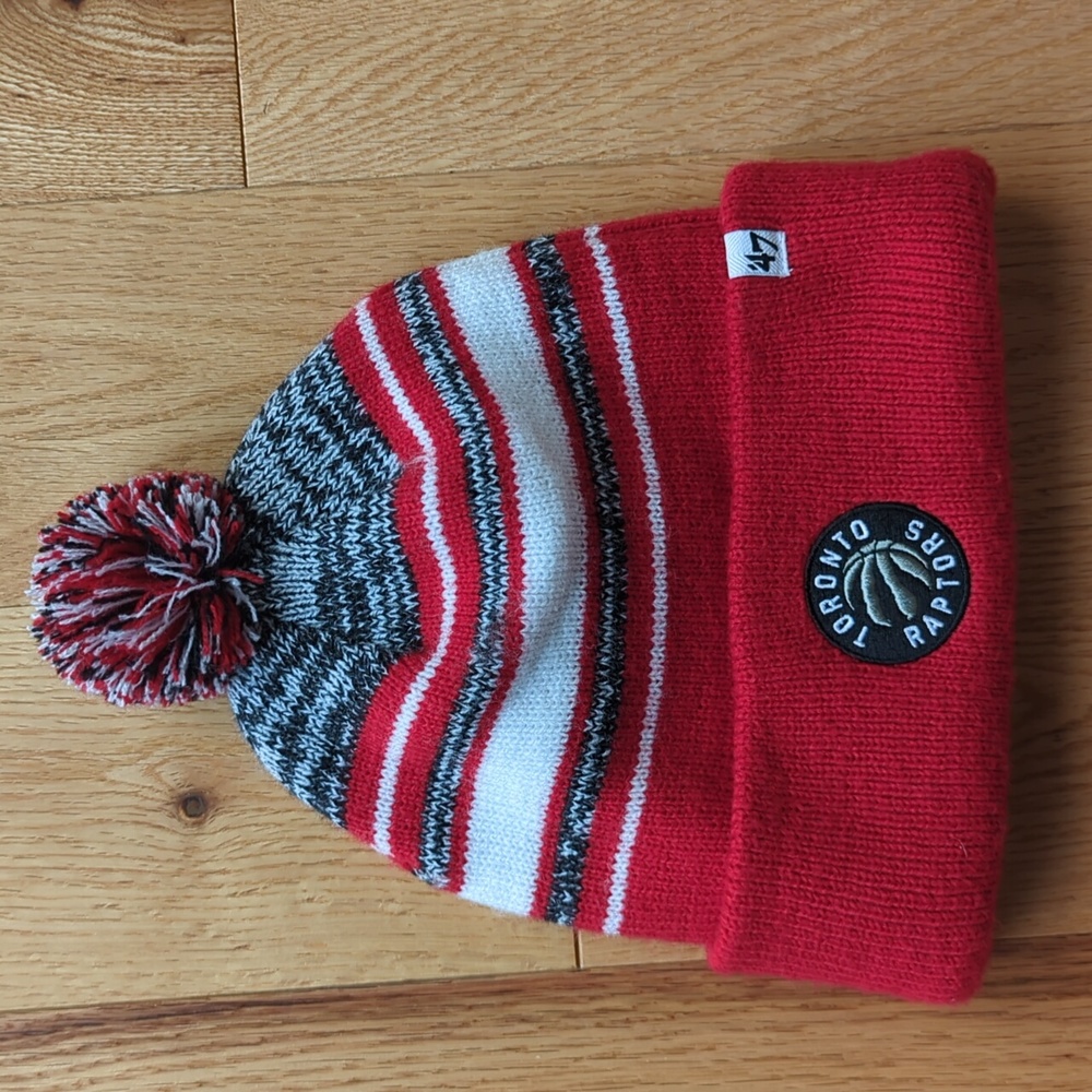 47 Brand. NBA Toronto Raptors. Youth Sized.   Pom Toque.